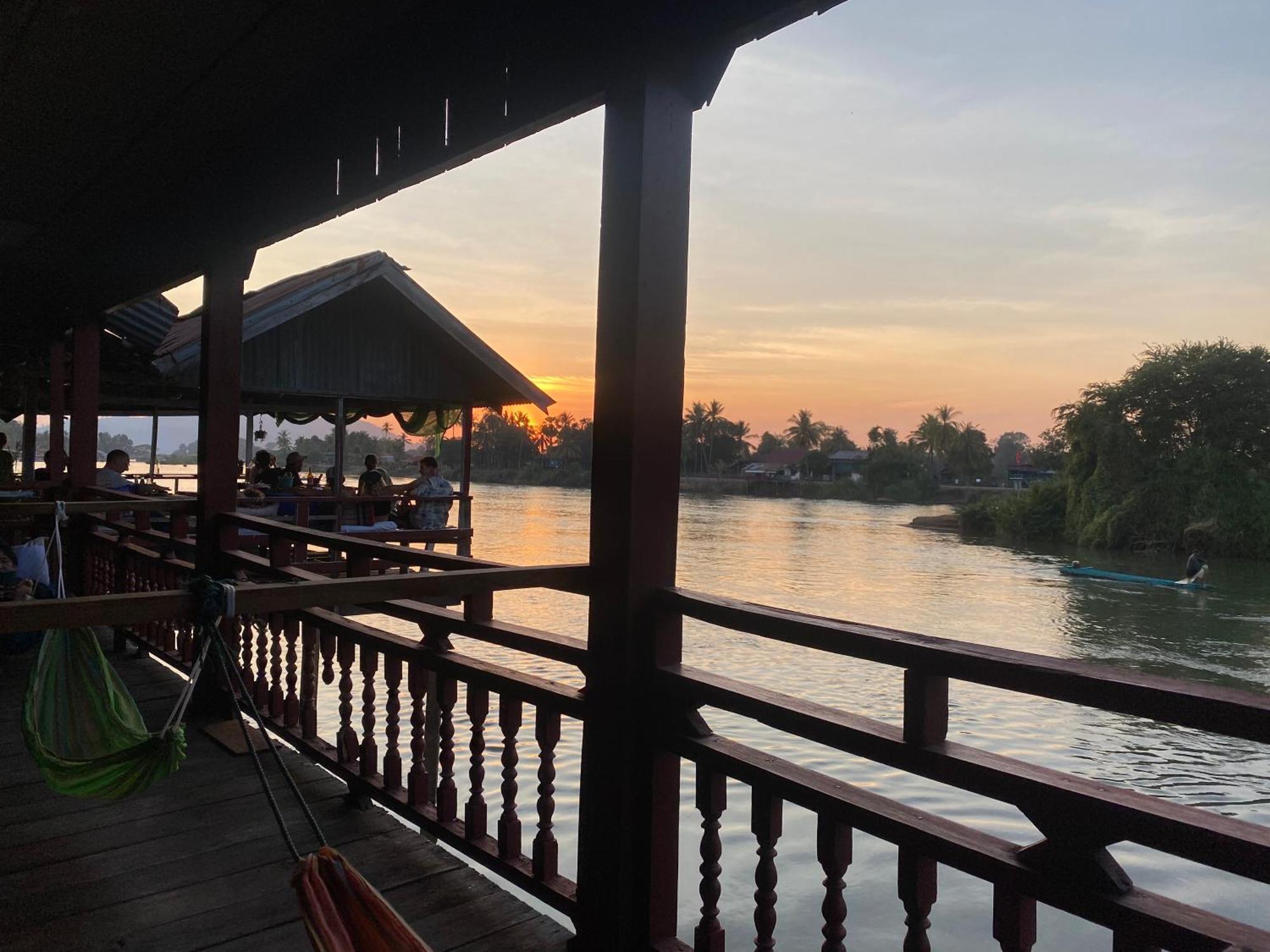 Souksanh River Bungalow Muang Không 外观 照片